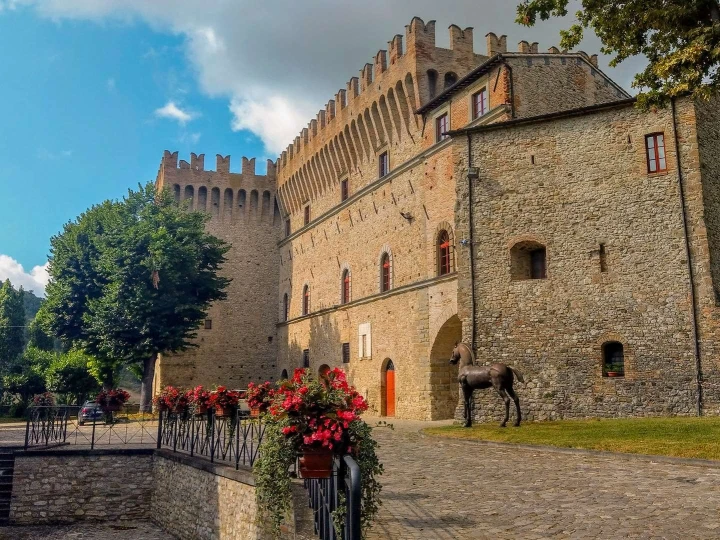 Castello dei Conti Oliva